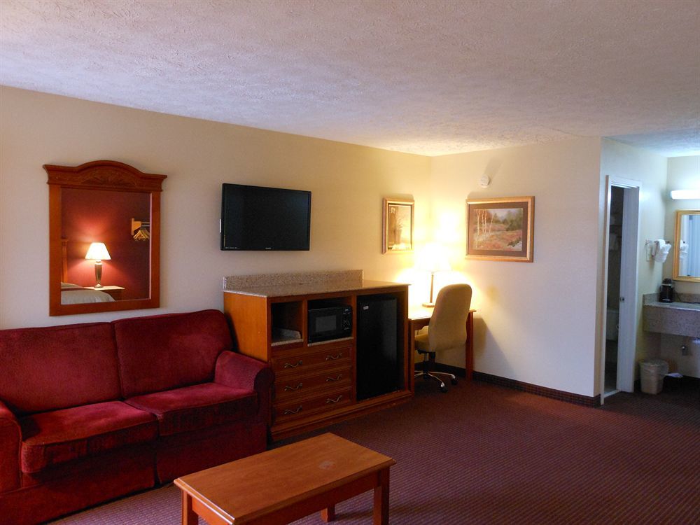 Red Roof Inn & Suites Pigeon Forge Parkway Eksteriør bilde