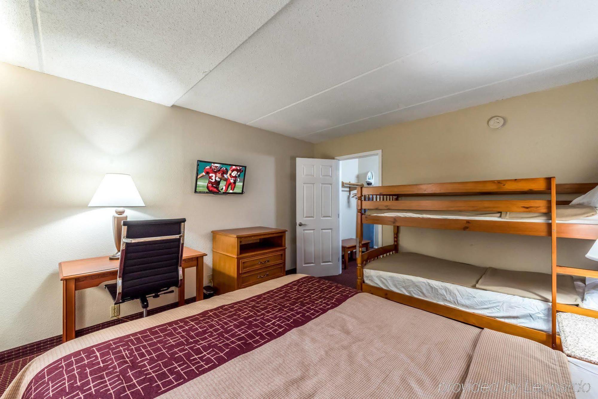 Red Roof Inn & Suites Pigeon Forge Parkway Eksteriør bilde